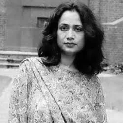 Black-and-white photograph of Parveen Shakir
